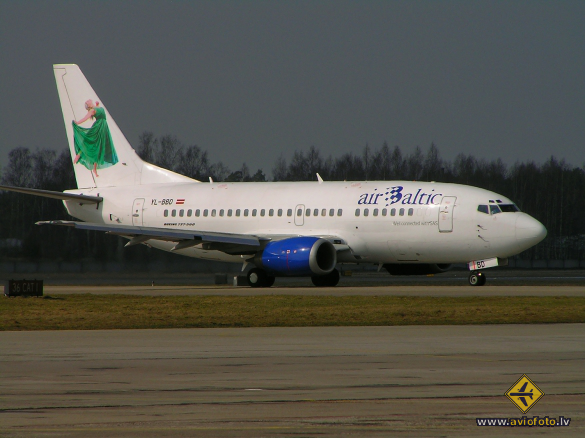 Boeing 737-53S